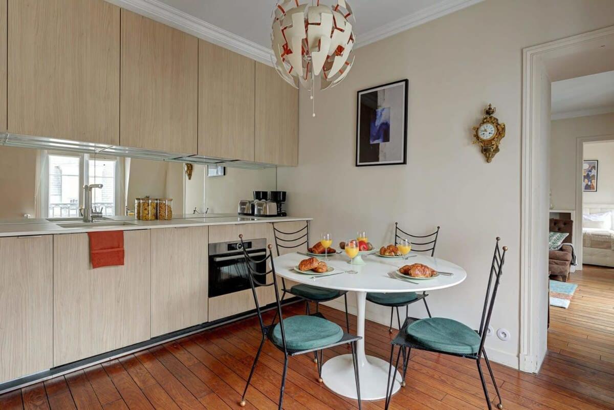St Germain & Odeon - Cityapartmentstay Paryż Zewnętrze zdjęcie
